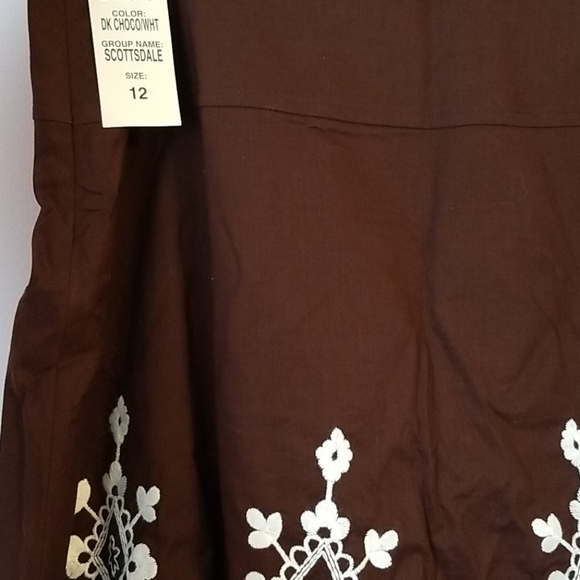 DONATING 2/14! 🎉HP🎉 Peck & Peck A-line Brown Skirt with White Details - Picture 3 of 5